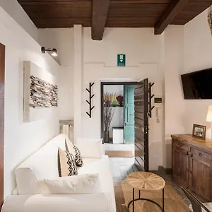 https://campo-dei-fiori-suite-luxury-home.it-romehotels.com